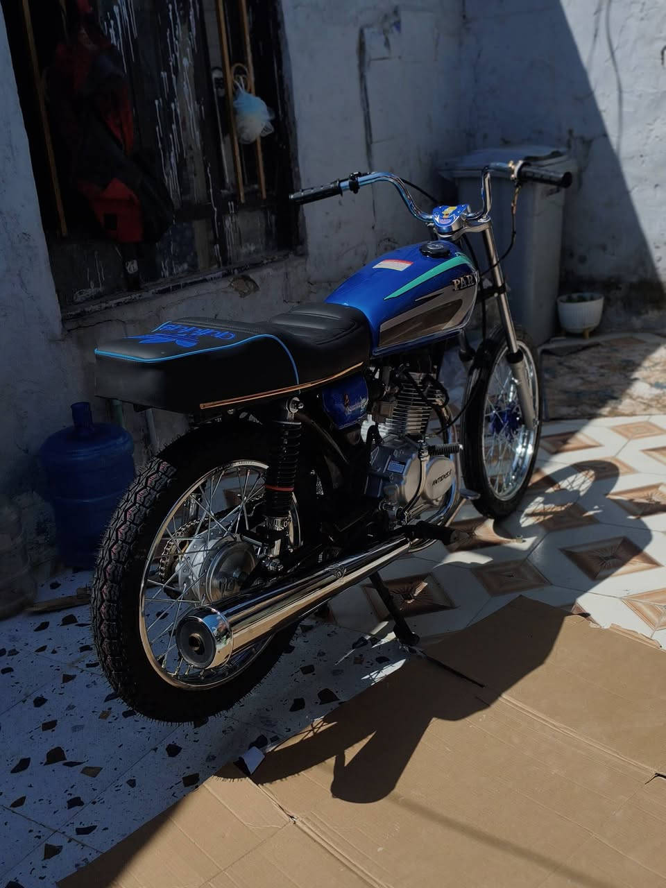 سلام عليكم 🩵
ماطور للبيع وراق سكنر 🩵 
تعمير كله 26 صله 5 من شاده 
للبيع و مراوس بكامل وكيل 🩵
سعر خاص و نتصل عله رقم *********** مو شراي لا تعبني لا لعب 45 🩵
