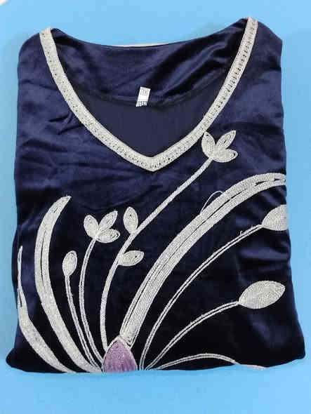 ♠️زبائننا ومتابعين ازياء محمد الزبيدي ♠️

حصرأ وجديد متوفر يمنا 😍

قديفه مخمل ثقيل مطرز 💕
قياس M.. L.. XL. XXL
بسعر 12.000 الف دينار

استمتع بتخفيضات حصرية 💙💯

*********** حجز واتساب

👑 كوني  الملكة 👑

عنوانا/الكوت/ داموك 150 مقابل مدرسة الطوعة للبنات 

للطلب والحجز 📦📫 مراسلة البيج 

لحجز اي موديل .. ..

1. اختيار الموديل المحدد .
2. اختيار اللون المحدد .
3. ذكر رقم القياس او الحجم او حرف القياس .
4.عنوان صحيح مع اقرب نقطة داله + رقم شغال 
ملاحظة جدا مهمة❌✋🏻 الكم حبايب . التأكد من الطلبية وفحصها جيدآ بوجود المندوب غير مسؤولين بعد مغادرة المندوب ولا يحق الترجيع او الاستبدال ..سعيدين بكم لاختيارنا 💙

تتوفر خدمة توصيل 🚖 داخل الكوت 

 تتوفر خدمة توصيل 🚖 للمحافظات أيضاً
