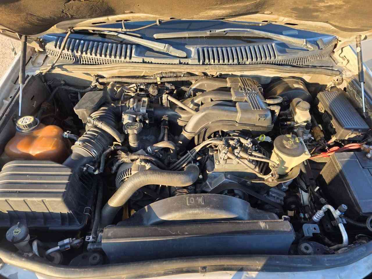 اكسبلور 2005 مزاد داخليه كتابها واصل المرور اسويلك وكاله وانت ترقم السياره شغاله كامله من كلشي مكان السياره الانبار السعر ٧٥ بيها مجال /***********/
