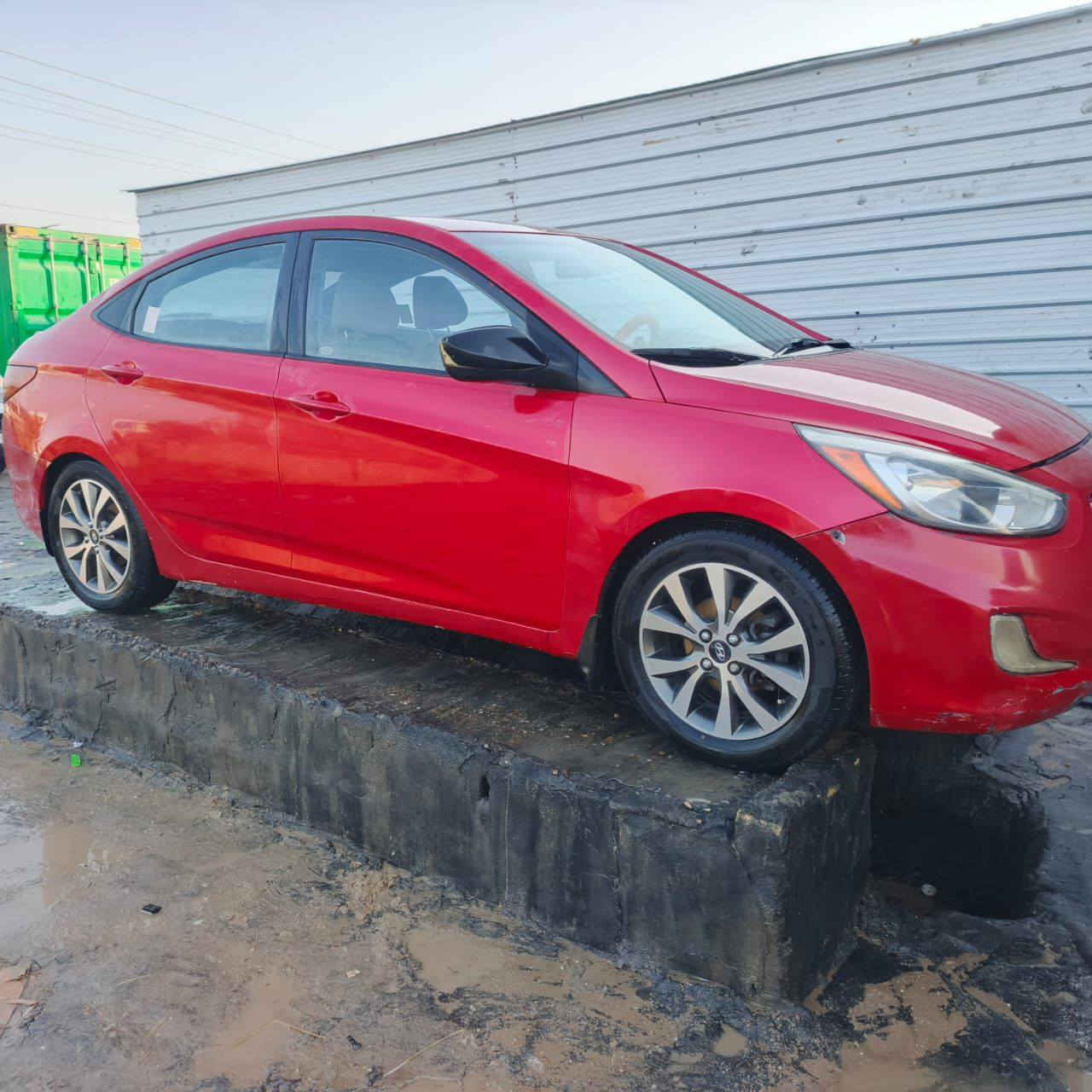 السلام عليكم
اكسنت موديل 2016وارد امريكي كفاله عامه 
كير مكينه وضع شركه تبريد تدفه كهربائيات تخم تاير كلشي جاهز سياره جاهزه رقم ذي قار تحويل مباشر سنويه 2027كفاله من الحادث من البارد 
السعر 100وبيه مجال تراهم مراوس 
المكان الناصريه قضاء الشطره ***********
