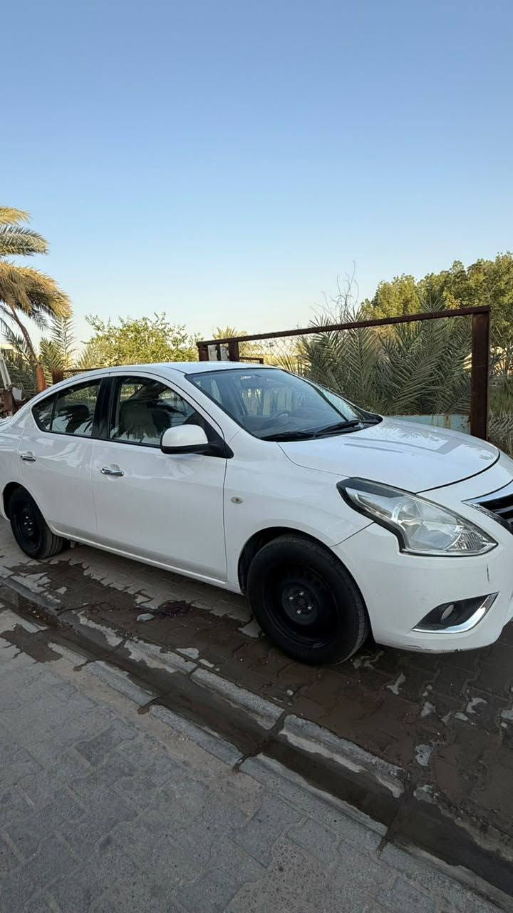 نيسان سني هندي 2022
رقم اربيل بسم شركة 

  جاملغ امامي مبدل وبيه جاملغ خلفي ولجنطه بارد 

كير محرك تبريد خير من الله مابيها اي نقص
 
ماشيه 108 السعر 95

مكاني النجف 

***********
