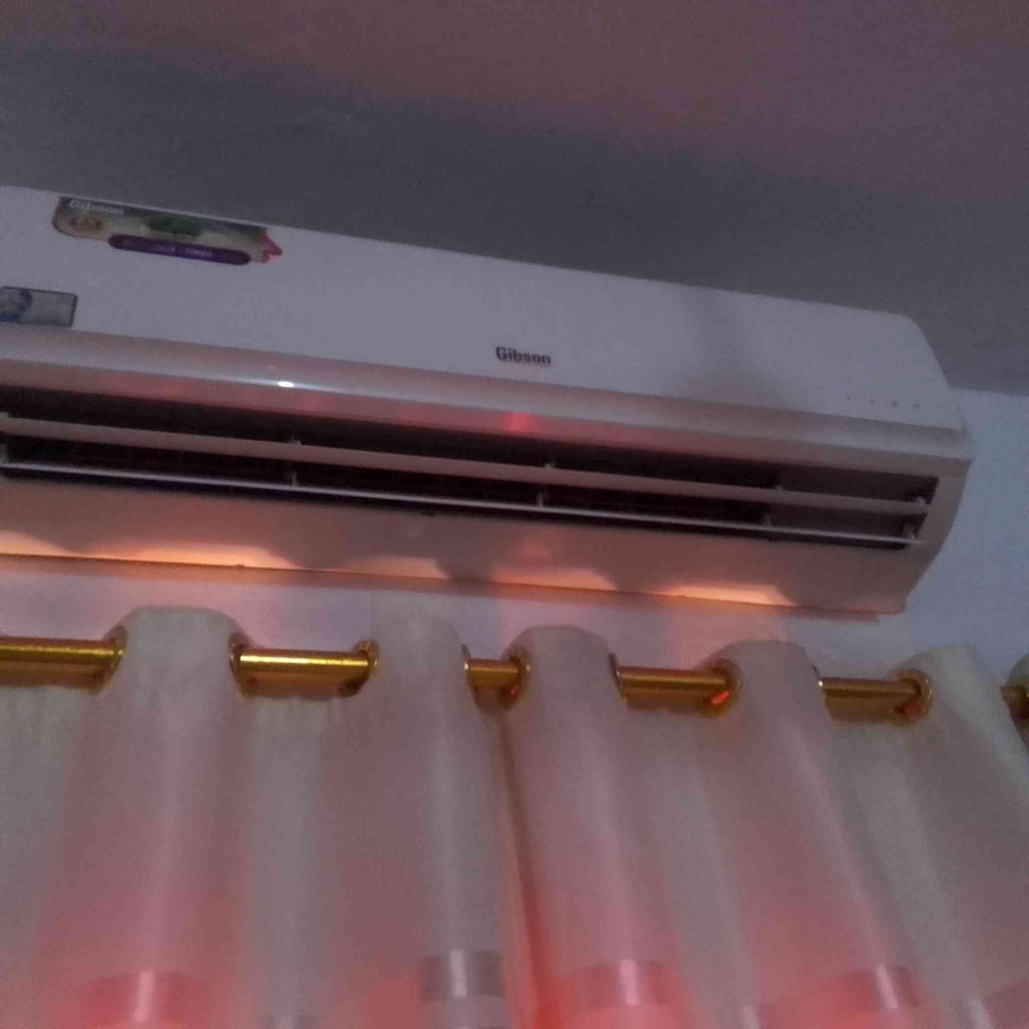 سبلت للبيع النوعية جبسون النضافه فول تجي تقفل غاز بيدك وتفتح غاز 22 العنوان ديالى الخالص سعر 400 وبي مجال للطيبين اي ستفسار اتصل ***********
