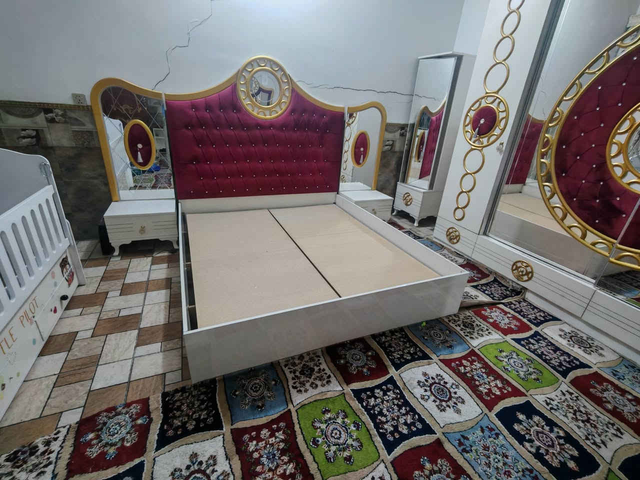 غرفة اخشاب مستعملة نسبة النظافة ٧٥٪ انطي سعر معقول وبالعافية


**إذا كنت صاحب هذا الإعلان وتريد حذفه لأي سبب، رجاءا أرسل رسالة إلى الدعم الفني**