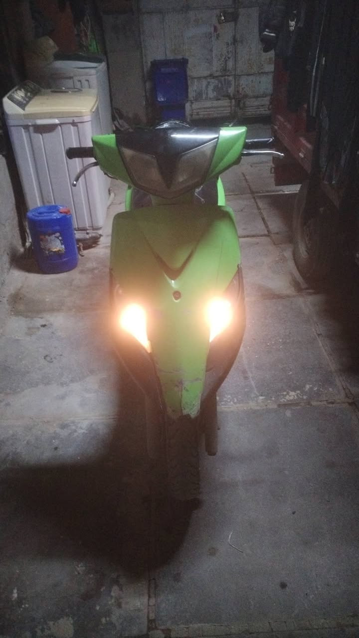 السلام عليكم دراجه ثعلب كهربائيات شغاله سلف هندر دراجه نكره وبيها صوت زنجيل فقط السعر 250 وبيها مجال مكاني بغداد الزعفرانيه شارع الكهرباء رقم ***********
