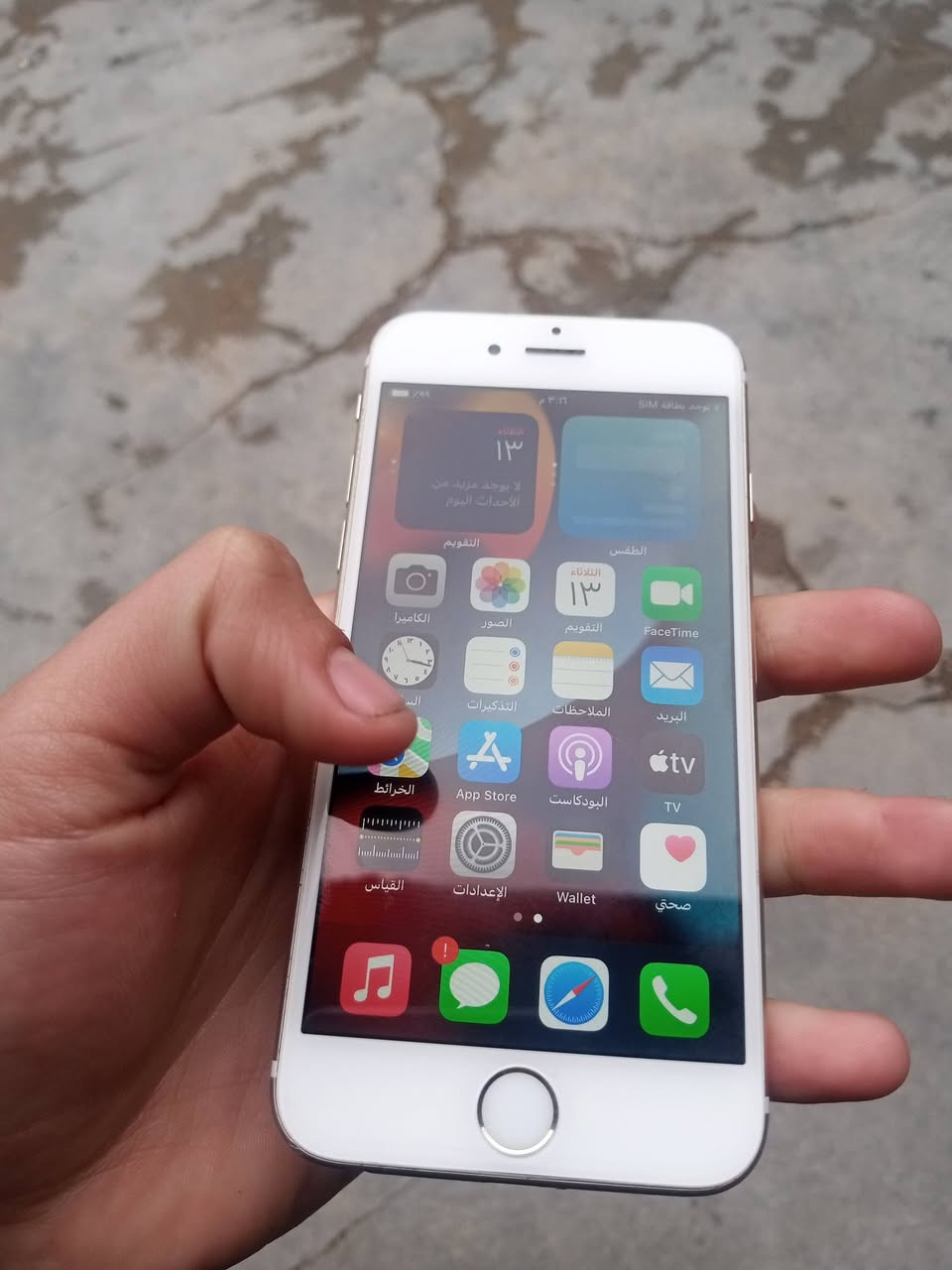 للبيع ايفون 6s للبيع كله بلادي بس بطاريته مبدل شرط كل عيب مابي السعر 45 الف نهايته وشرط يشغل جميع التطبيقات والالعاب ***********
