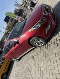 سوناتا ٢٠١٦وارد امريكي قطعتين صبغ بدون دواخل بدون تبديل كلها ليبل واحد...