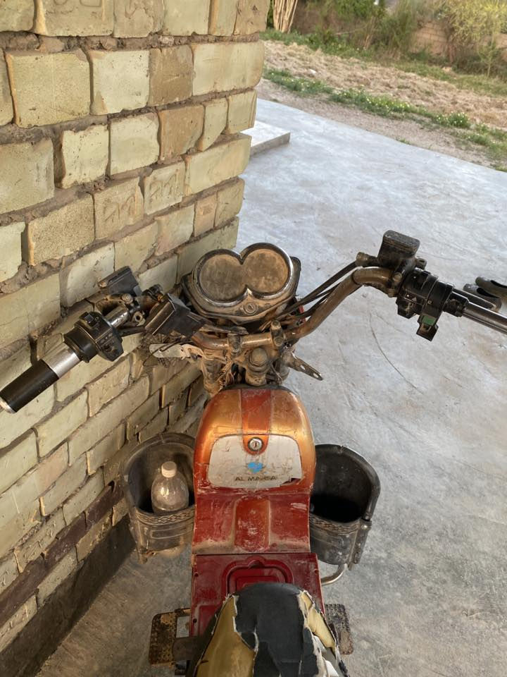 موطور هارلي للبيع بطاريات نص عمرر الشاشة متشتغل السكان مكسور السعر١٥٠وبي مجال المكان الصقلاوية ***********
