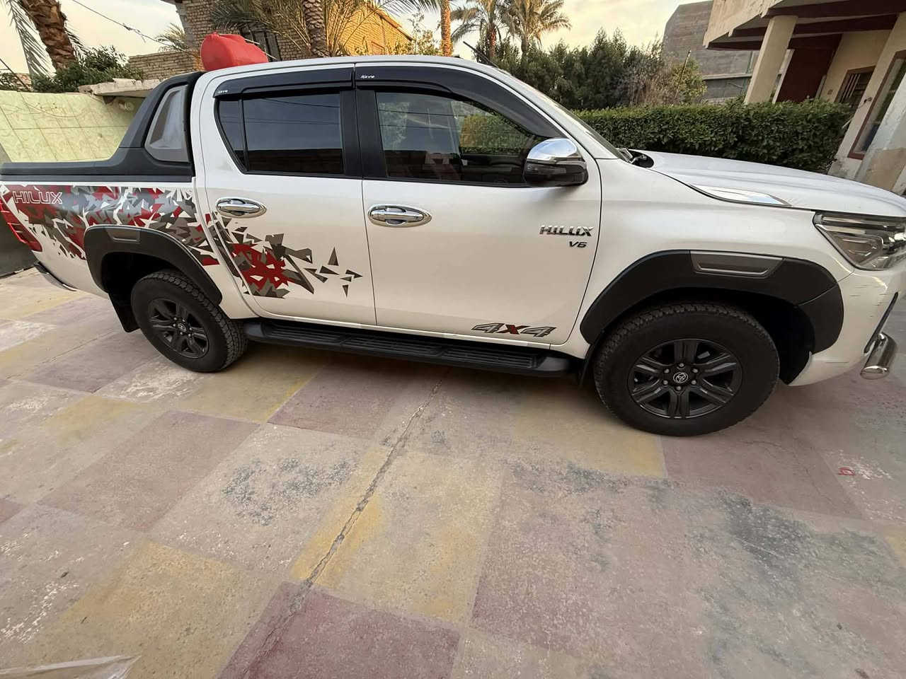 سلام عليكم 
البيع هايلوكس وكاله ساز 
رقم اربيل موديل 2022 تحويل ثاني يوم  سياره مكفوله من كل النواحي جاهزه ماناقصه شي اصعد وتوكل  ماشيه 77حقيقي 

التواصل ***********
