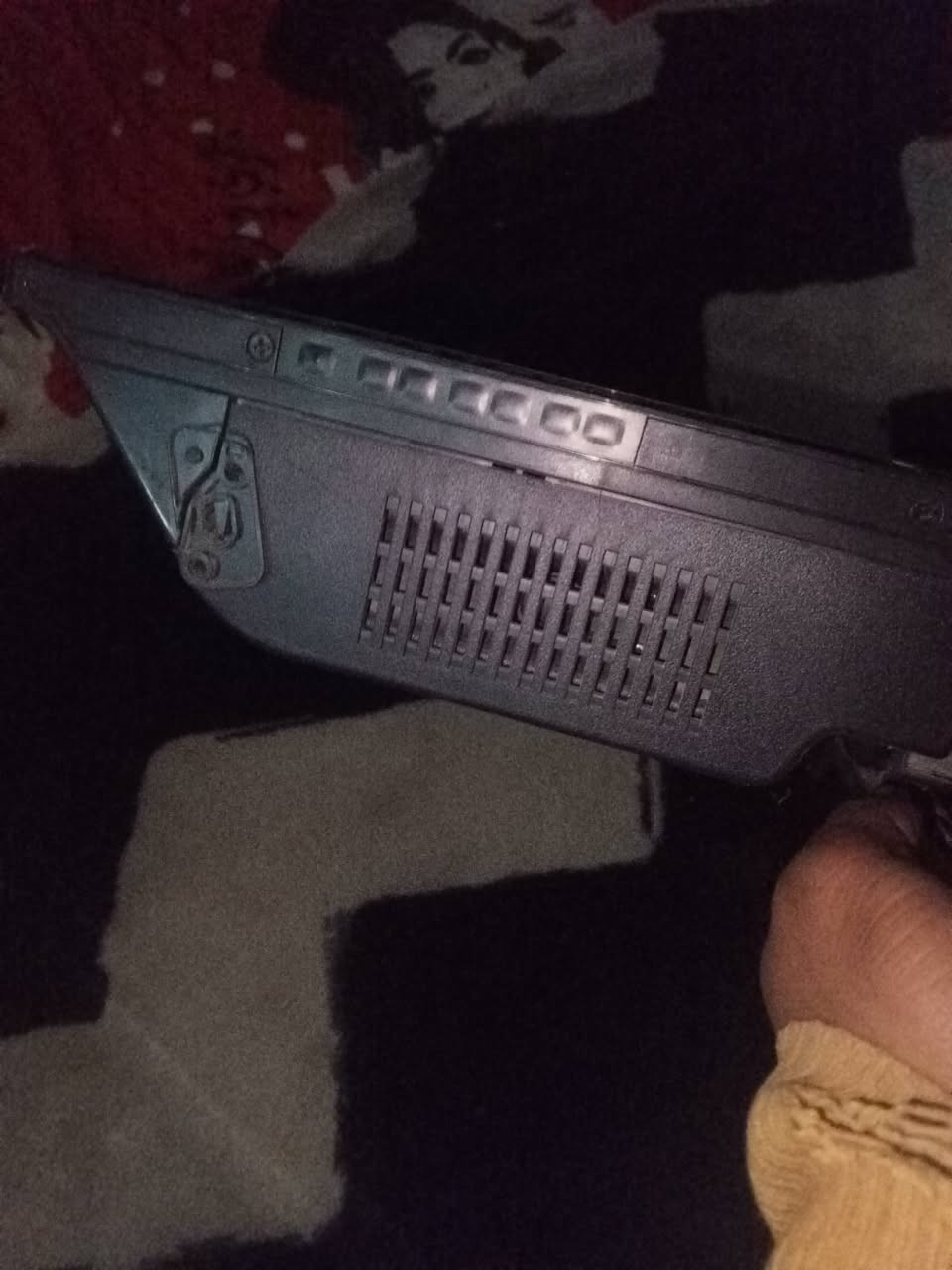 بلازمه للبيع قيم بليرضي الله وخذ متواجد ع الفيس ***********
