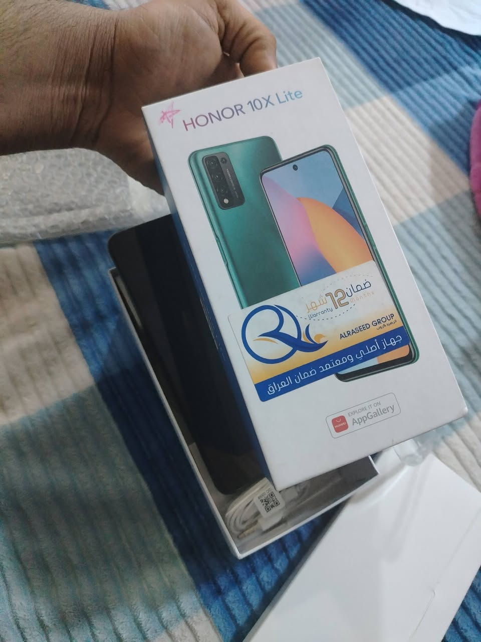 السلام عليكم هونر ١٠لايت ذاكره ١٢٨ جديد لك مع كامل ملحقاته الاصليه جدد.. والجهاز الثاني تاب هواوي ذاكره ١٦ لك جديد للبيع مكاني المحموديه ***********
