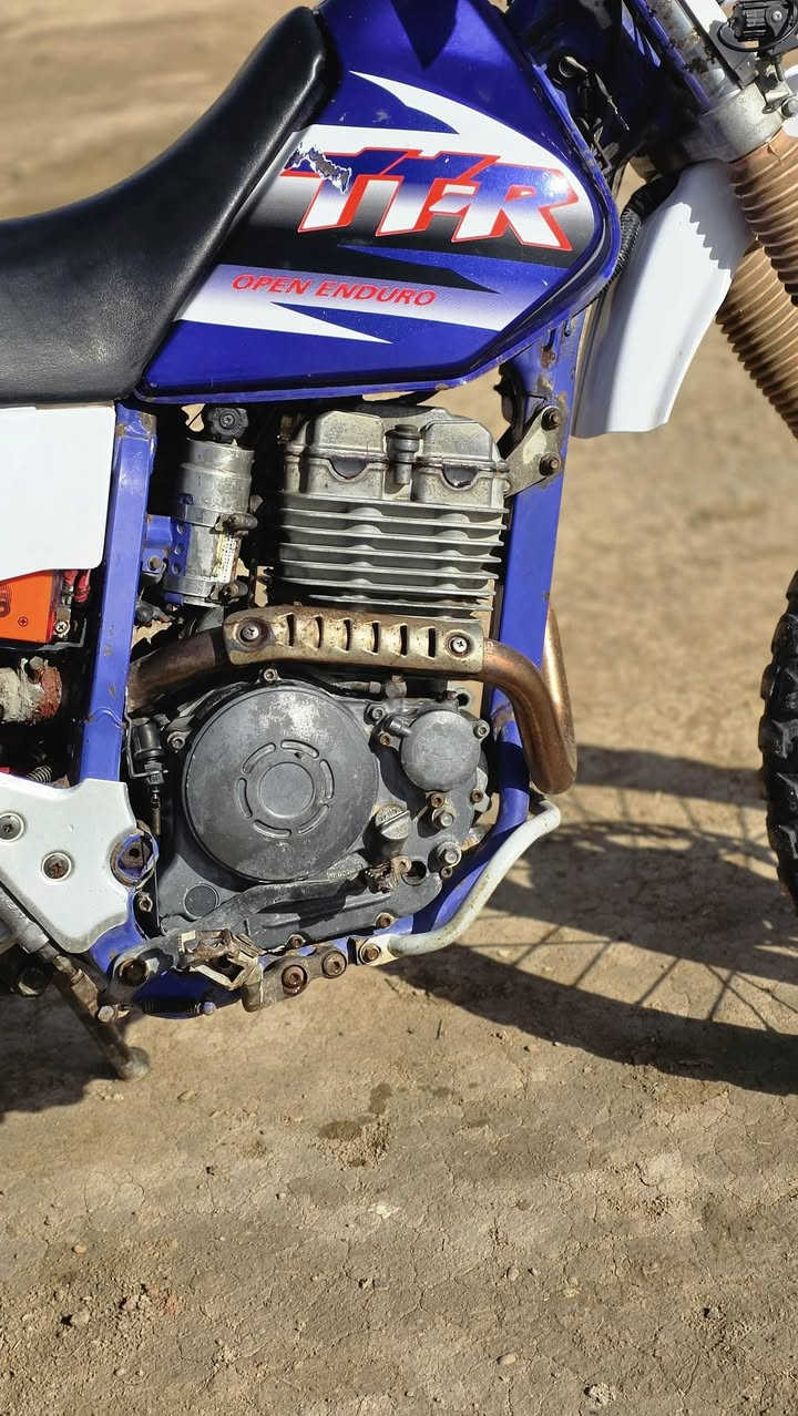 قفاز ياماها ttr250للبيع مكفول كفاله عامه  ***********
