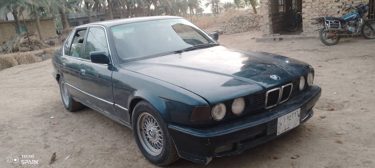 للبيع بي أم رقم ديالئ موديل 92 محرك حاويه توني شاده مكان كربلاء السعر 35ورقه وبيه مجال مبايل*********** اتصال اواتساب او ماسنجر
