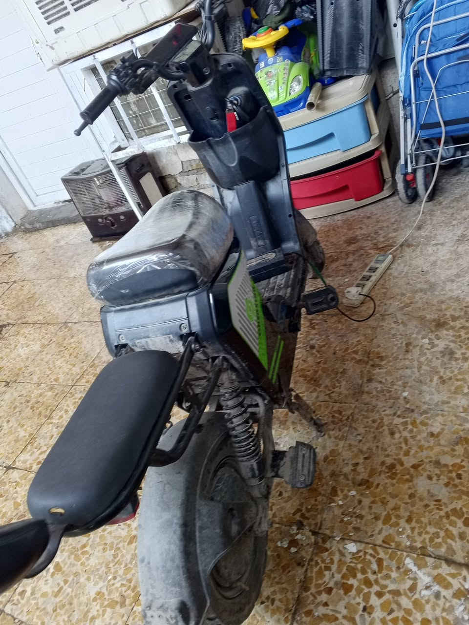 السلام عليكم شحن للبيع كامله مكان شرح فلسطين هذا رقم***********
