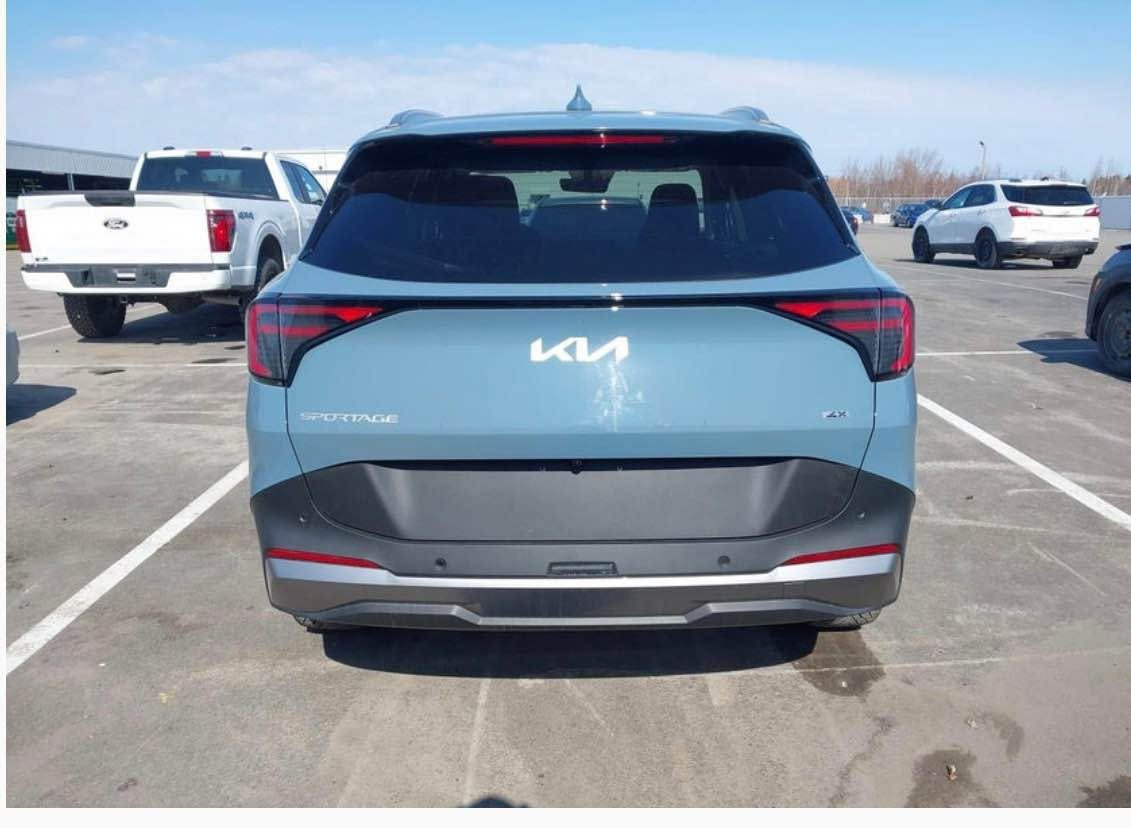 السلام عليكم 

كيا سبورتج ٢٦ بدون ايرباك موصفات Lx بصمه
السياره بعمان تدخل حره او شهداء واصل بغداد او حله  

السعر بالحره مصلح كامل 

*********** حلة, بابل
