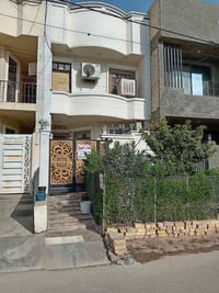 دارللبيع المكان للتاجيات طابقين ١٠٠م ٥ في٢٠ ش١٥ نافذ شارع الدفاع المدن...