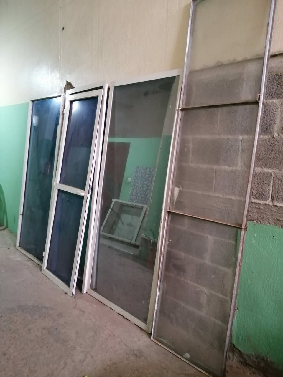 فيترينات وسيباراسيون ألمنيوم بالزجاج ديالهم خاصين بالمحلات خدمة صحيحة وزوينة اللي خاصاه شي حاجة مرحبا


**إذا كنت صاحب هذا الإعلان وتريد حذفه لأي سبب، رجاءا أرسل رسالة إلى الدعم الفني**