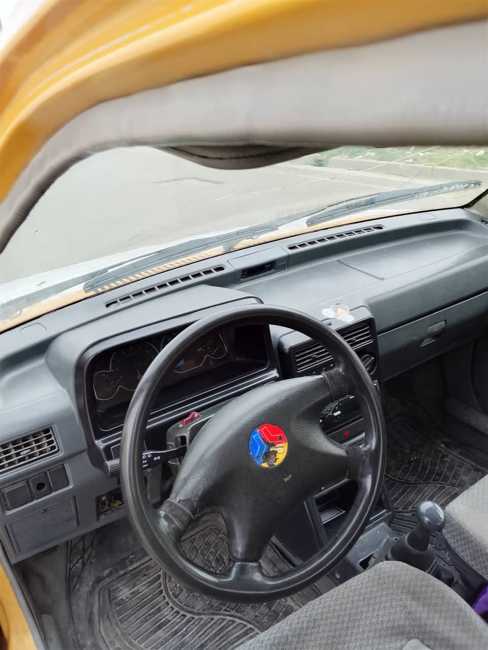 السلام عليكم سايبه لبيع مديل11 تفاصيل التصال رقم الهاتف *********** واتساب سعر24 وبيه مجال الشراي عنوان بغداد
