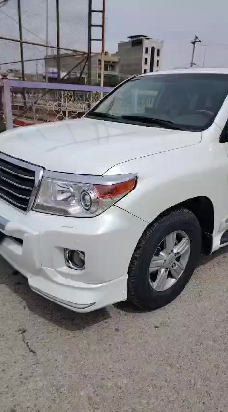 موديل 2012
بصمه فتحه جلد مري قلاب شفط
زراك لايت
ماشيه 178
صيغ جوه قبق البانزين وشويه من الباب خلف الصدر السعر 310 //رقم صاحب السياره ***********
