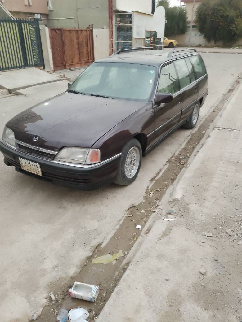 اوبل اوميكا موديل 93 سنويه مشروع وطني لحد 29 مصبوغ عام جماليه بدون معجون السياره بدون ضربه وبدون خياس لون بذنجاني حجم 20 بلادي محوره كابريتار الغرفة علئ وضع الشركه كهربائيات السياره شغاله
سلايت اي بي اس باور جامات كهرباء محرك لا صرف ولا بخار 
العنوان كركوك طريق بغداد 
*********** كركوك, العراق
