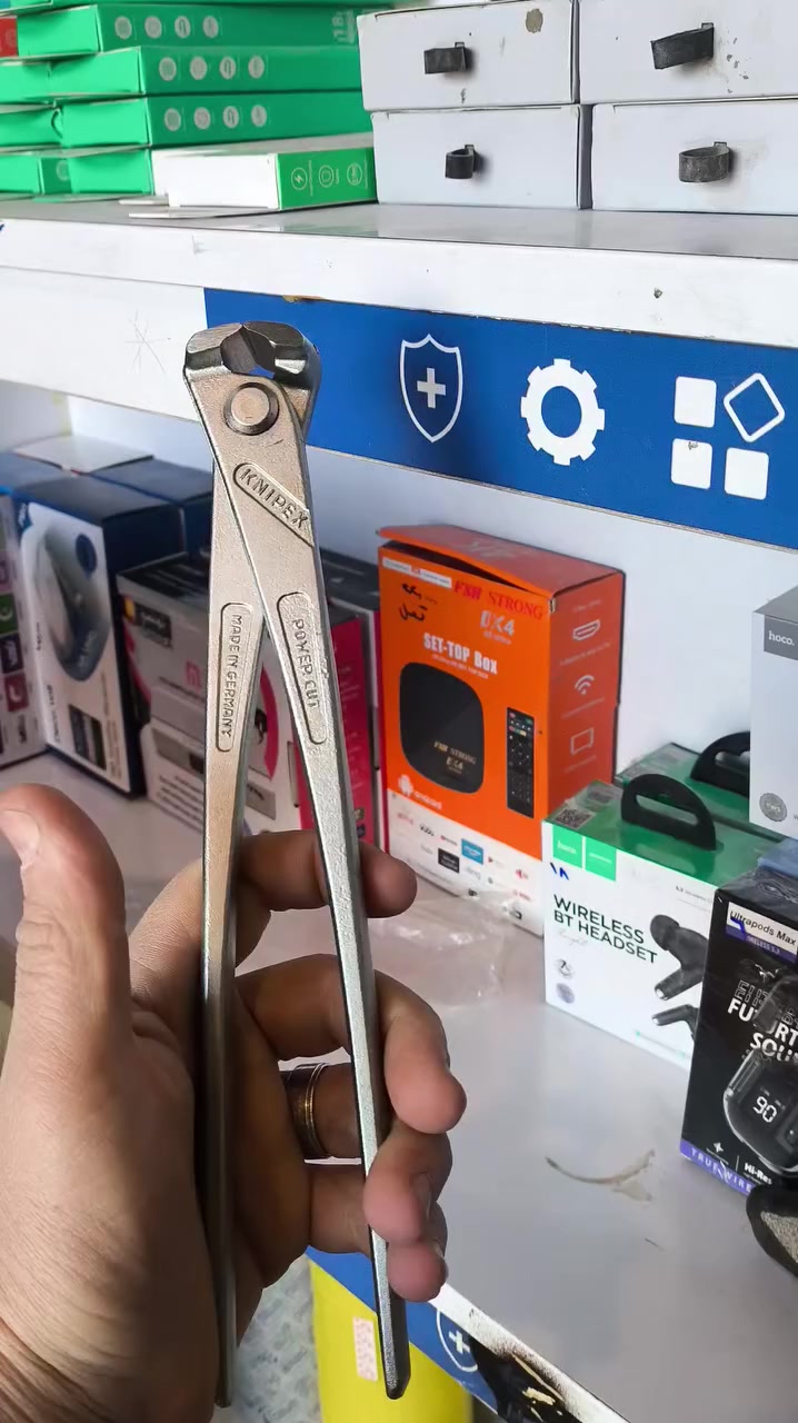 تحية طيبة متابيعنا الكرام 
توفرت من جديد بلايس تسليح الماني اصلي 
بسعر ٣٢ الف توصيل ٥٠٠٠ لكل المحافظات 
***********
***********
كوفة شارع المعمل
