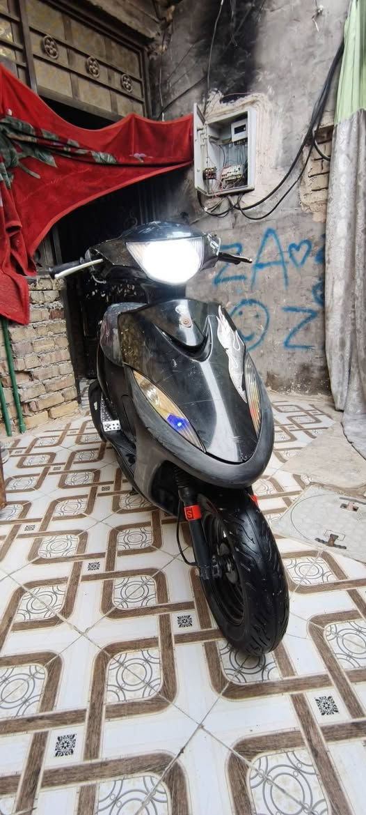 السلام عليكم دراجه ماكس عدله دراجه تخبل وعلي شعله ومعدل تعبر حته 120 دراجه كله عله البلاد مابيه شي تجاري تجي وتشوف بعينك السعر 650 وبيه مجال حك الجيه مكاني الرشاد مقابل القاعده رقم،، *********** متواجد فيس
