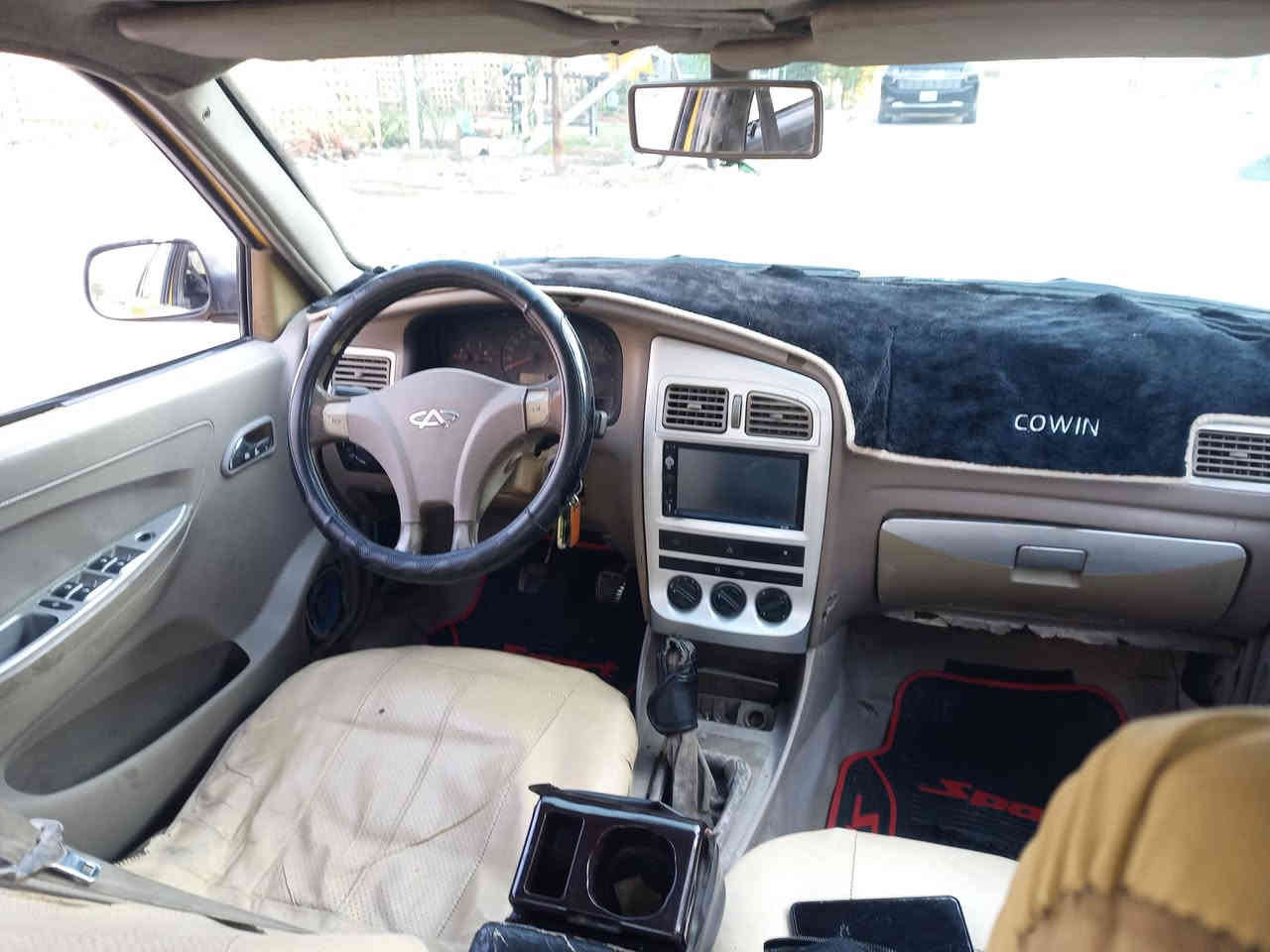 شيري كوين موديل ١٠ محرك مكفول لاصرف ولاتبخير صدر أمامي وخلفي جديد تخم تاير جديد تبريد ثلج دوشمه عام مشروع وطني مصفره من كلشي مكان السياره بغداد السعر ٢٥ وبيهه مجال قليل ***********
