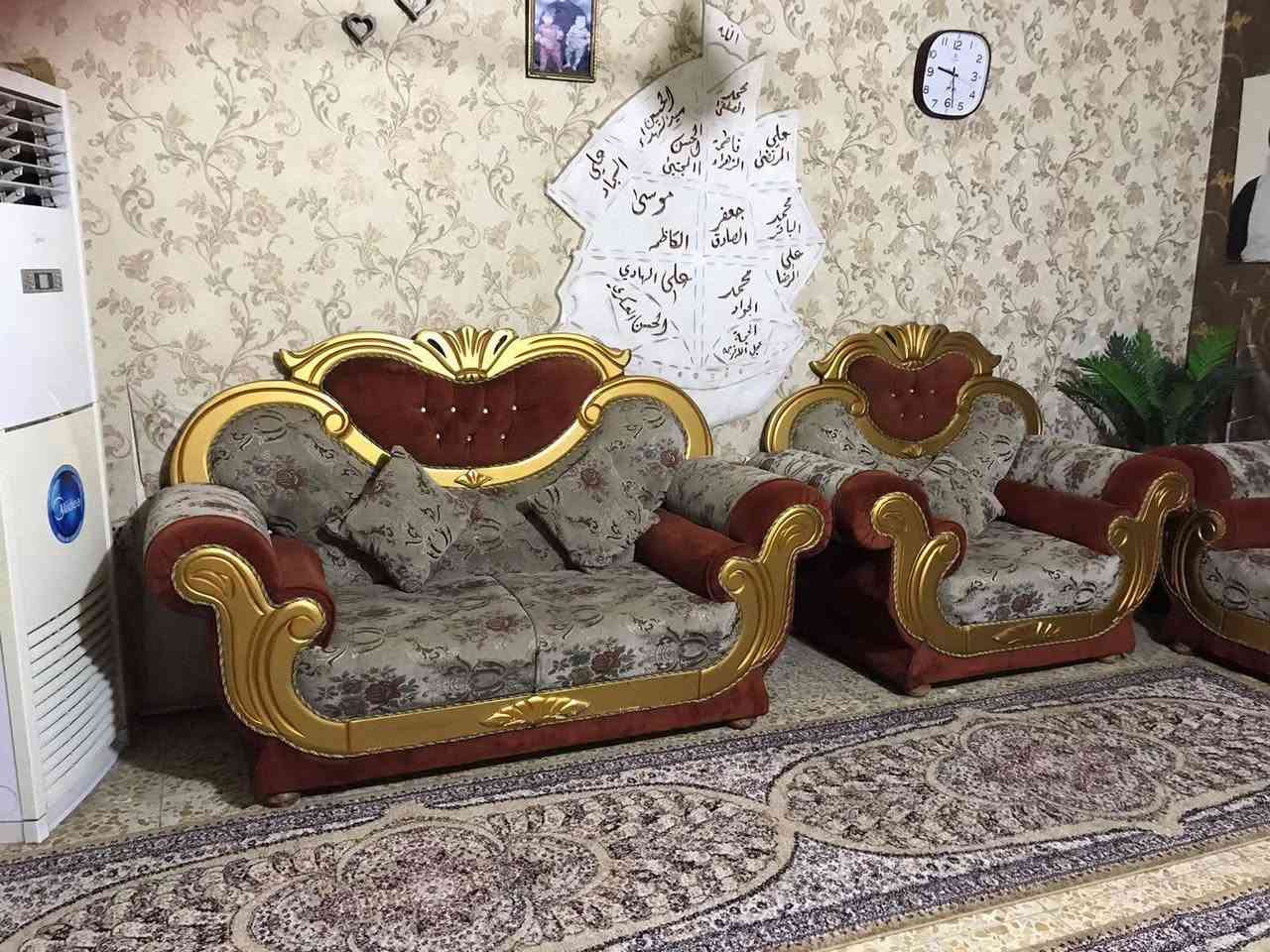 تخم للبيع مدوشمه اصلي تسع مقاعد مستعجل للبيع وبي مجال بسعره للاستفسار الاتصال ***********
