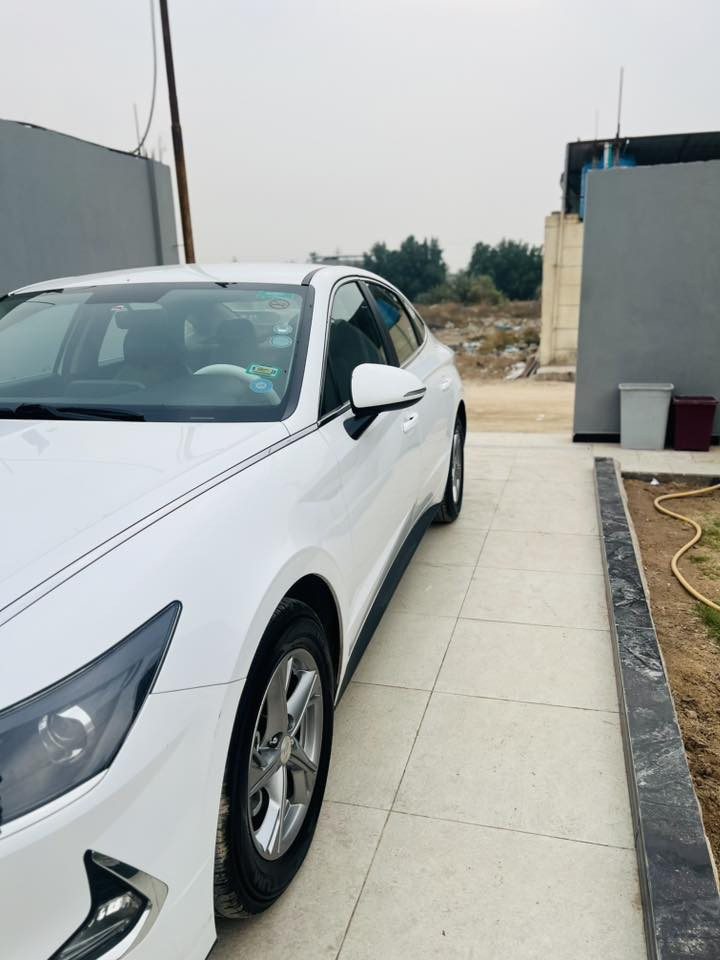 سوناتا 2023خليجي
ً
ماشيه 69km
 ً
حجم مكينه 2.5
ً
رقم اربيل دولي بس شركه معروفه تريد وكاله او تحويل ماكو مشكله 
ً
سياره كفاله جديده خير من الله مكينه كير مكينه تبريد حداديه كلشي جديد ع وضع شركه 
ً
مكاني البصره 
ً
السعر 205 وبيه مجال قليل
ً
***********
