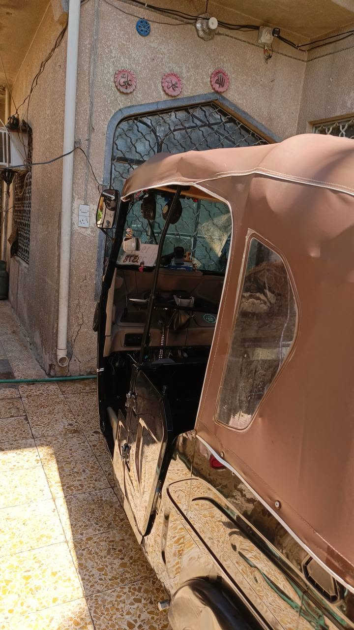 بسم الله
تكتك 22مرقمه باقي بس لوحات تكتك نضيفه ومتعوب عليه دومشه جديده تايرات جدد  سلف جديد كلشي بيه جديد تكتك (مجفته جفته بيدي) 👉
مكاني كربلاء حي الحر سعره خاص او الاتصال على الرقم ***********
