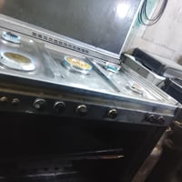 طباخ كريازي تركي نضافه 99% بي 5عيون+ فرن السعر 200الف رقمي 07906261121