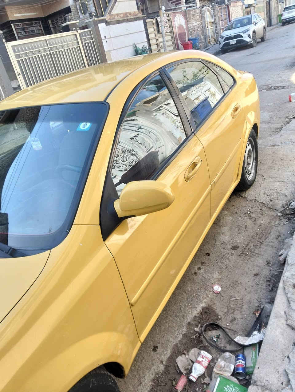 2011.      65$.     ***********
