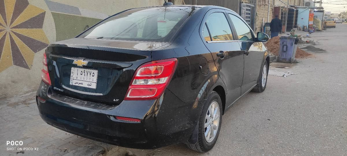 سلام عليكم شوفر ليت سونك
مديل 2020 جديده وجاهزه سنويه بسمي 
كير محرك حداديه تبريد طخم تاير كله جديد ماشيه 90الف مكفوله من الصبغ بيهه بارد مكانين جاملغ وبنيد السعر 75 
مكاني نجف ***********
