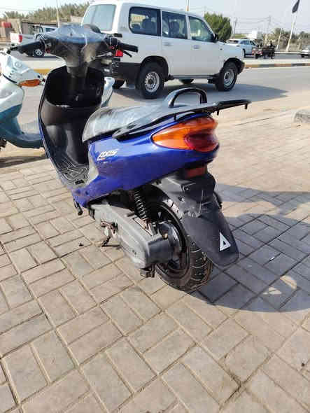 دراجة دولفين للبيع السعر ٦٠٠ وبيهه مجال الشراي يتصل عل الرقم *********** مكانهه السماوه كرهبايات شغاله سلف هندر مكينه ناعمه
