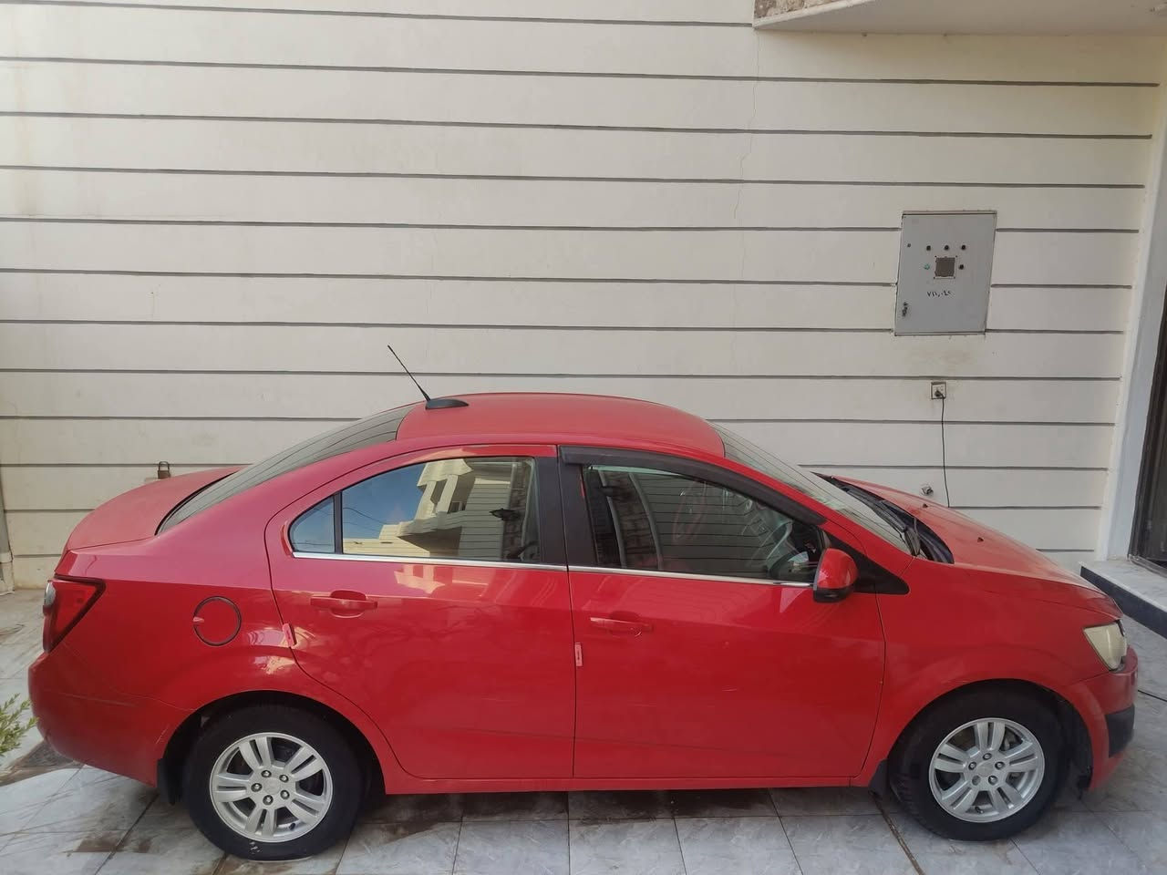 اسلا عليكم شوفر سونك 1800وارد امريكي موديل 16  فول موصفات ماعده بصمه وفتحت سقف   حداديه جديده بس دبلات تعبانه فقط مكينه صار ثلاث اشهر من شديته جديده هيه ولكير 6نمر  كير نضامين عادي و اتو تبريد ثلج تدفئه  سياره  بيه جراد بنيد وقماره وجنطه جراد خفيف وبيه شخوط بسيطه ضربته من امريكه جاملق يمنه وبنيد مبدل بدون صبغ وجاملغ نفسه مشتغلينه وضربه اثانيه جاملغ اليسره بلخشم مالته شبر  وراجع بارد وصبعين من البنيد  بارد بدون صبغ  سياره كلش حلوه  متصرف عليه ربع  ناعمه  ترايك  اربيل  خير من الله اسياره اشتغل بيه تكسي بلي من اصبح لليل خير من الله عليه ادامه كامله فقط نواقص دبلات امامي وبطاين جاملغ امامي  ودعاميه نص عمر بيه فطور   سعر اسياره 70وبيه مجال   عنواني بغداد الدوره  رقمي ***********  بسمي رقم  كربلاء دولي سنويه جديده
