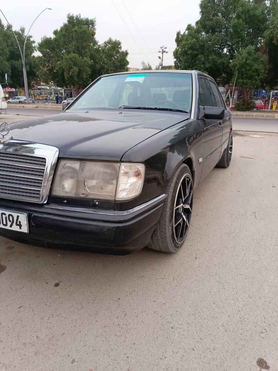 مارسيدس دب للبيع موديل 1991
رقم دولي مشروع وطني
محرك بطه 3000
كشنات جلد كهربائي
جامات كهرباء/تبريد شغال
جميع الكهربائيات شغاله
تخم تاير
السياره بأسمي
هزه جديده /سنويه2027
 العنوان الفلوجه

السعر63 وبيها مجال
مكلف بالنشر للاستفسار الاتصال على الرقم(صاحب السياره)
***********
***********
