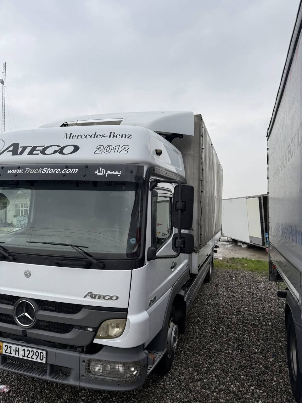 مارسىدس اتيكو 
موديل ٢٠١٢
حجم ٨١٨
تبريد 
هاف 
تعديل سرعة 
استوب كهربائي 
مكفول 
سنويه جديد 
طول ٦٢٠سم

***********
***********
*********** وتساب
