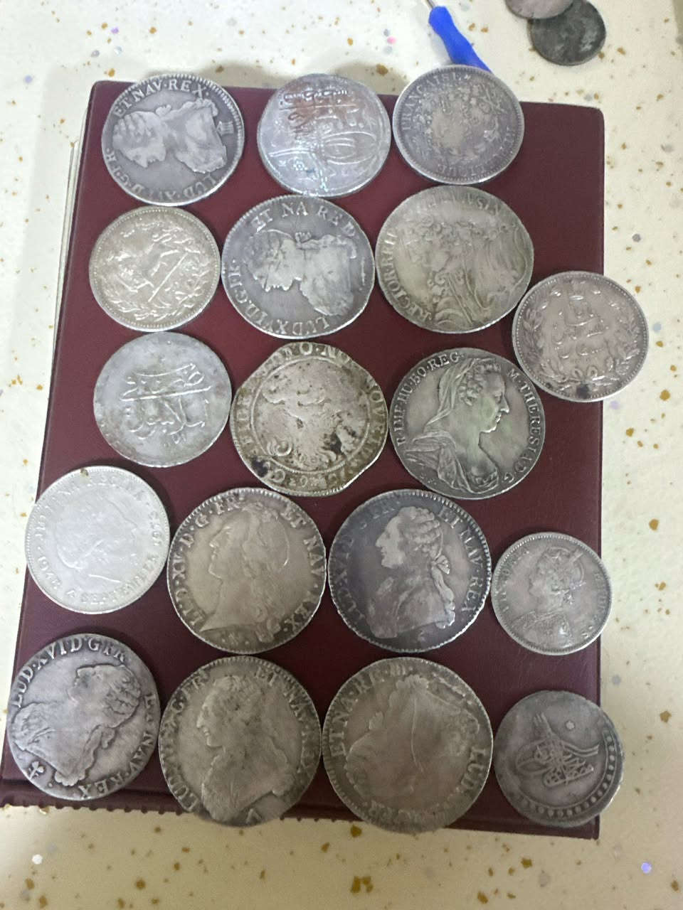 مجموعه من الخواتم والعملات الفضه *********** النجف الاشرف توصيل جميع المحافظات رصيد مقابيل التوصيل
