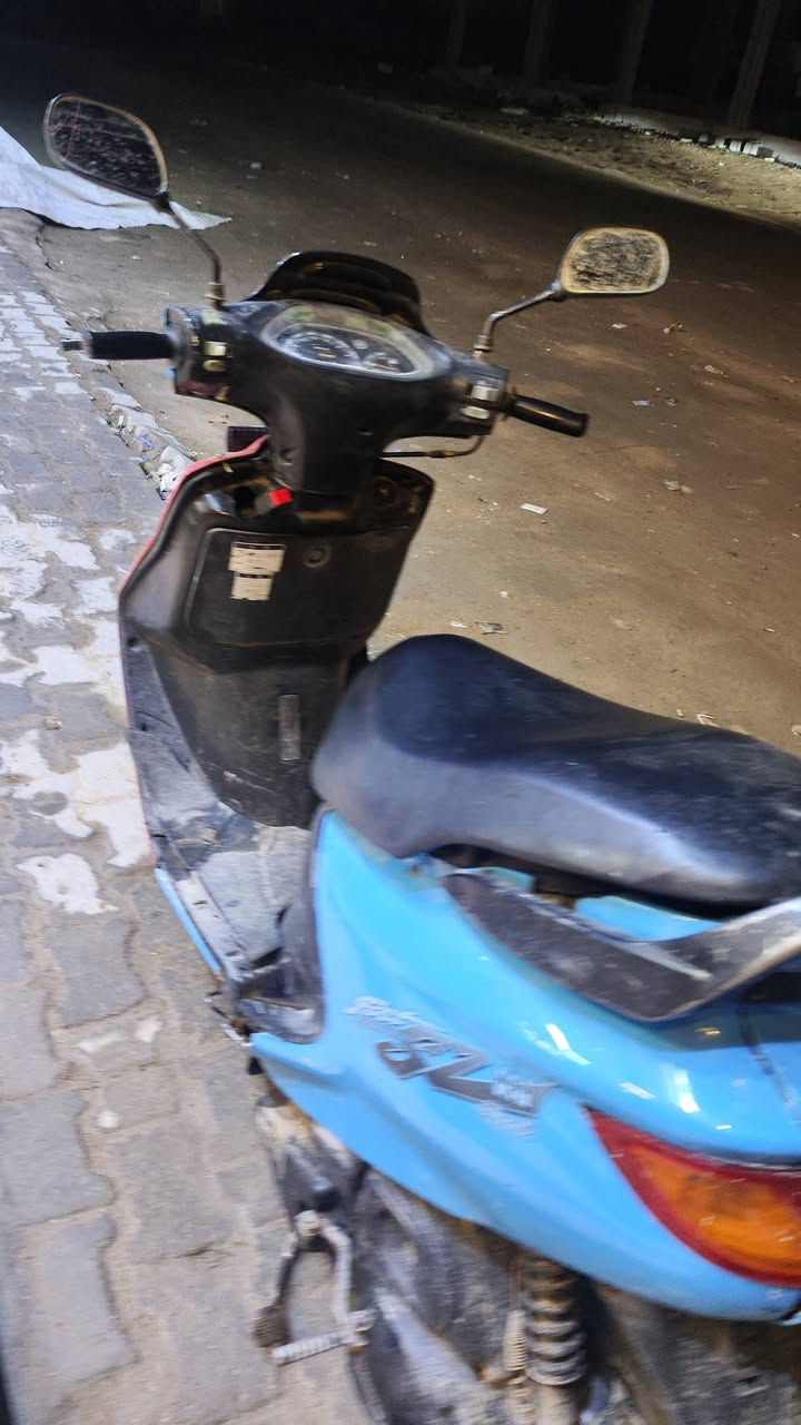 دراجة فراشة فحل للبيع وبسعر 480 بيه مجال عنواني البصرة تنومة صالحية دراجة مجفته تجفيت كامل حتى عامود كرينك دراجة شلعه ومعدل فووول تقفل 115 وهيه 140 تمشي للتواصل ***********
