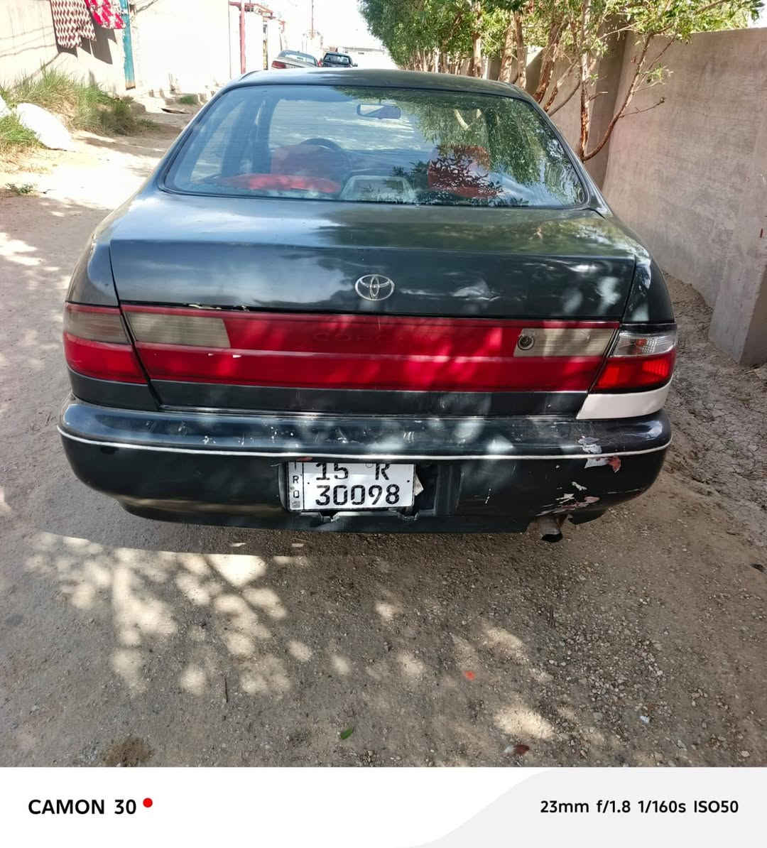 سيارة نظيفة مرتبة.
موديل 92. 
سعرها 40 وبيها مجال شي قليل 
***********
