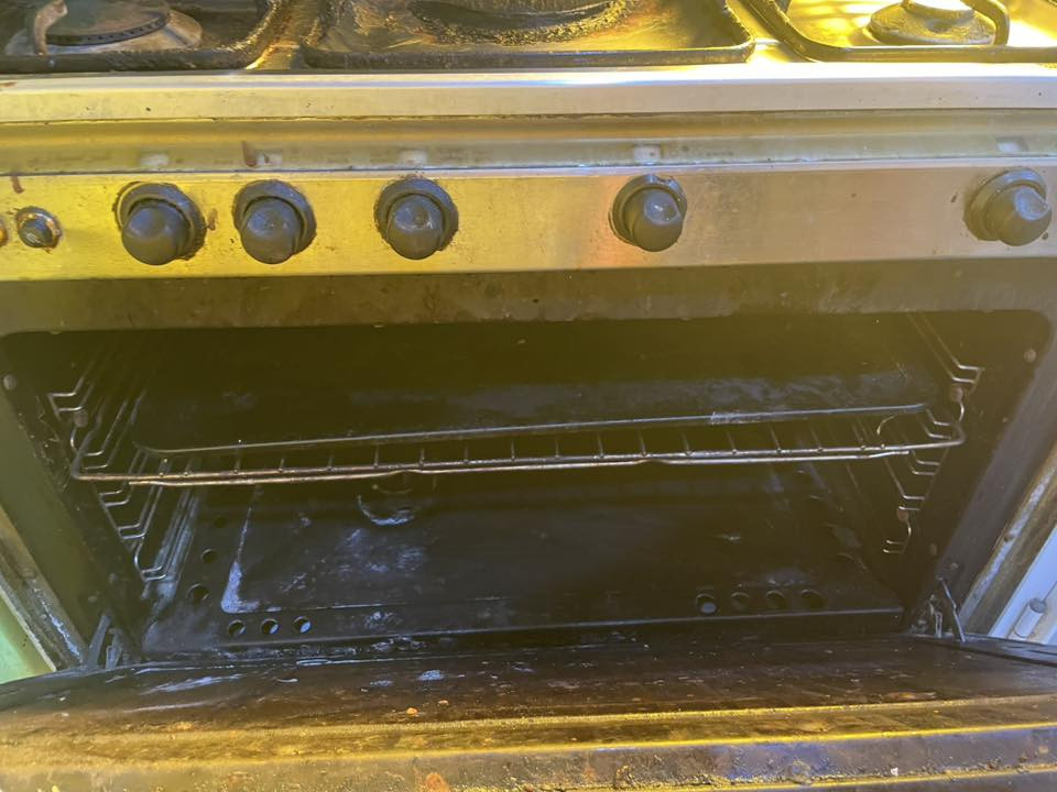 طباخ كريازي مصري شغال فرن وعيون كلهن ناره قويه وشويه حلو فقط يحتاج تنضيف سعره ١٢٥ الف فقط


**إذا كنت صاحب هذا الإعلان وتريد حذفه لأي سبب، رجاءا أرسل رسالة إلى الدعم الفني**