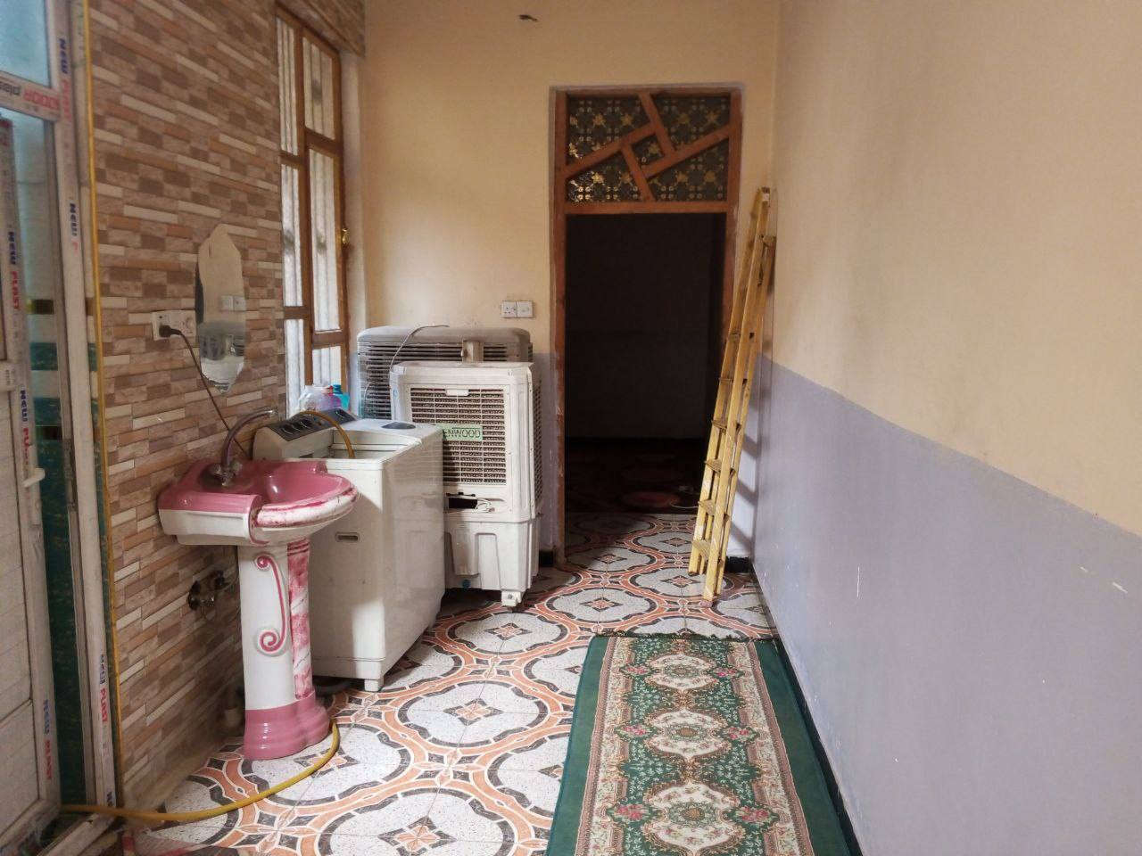 بيت للبيع مساحة 100 متر طابقين نظيف استقبال و3غرف وحمامات 2
المنطقة ام الكبر يم الحسينية الكتاب والعترة

للتواصل والاستفسار :***********
