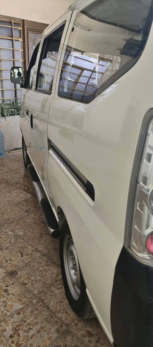 باص ٩ نفرات ليفان محرك ٤ سلندر تبريد قطعتين شغال بدون صبغ موديل ٢٠١٣ ماشي ٥٥  الف نينوى مسطرة وهزة جديدة

***********
***********
