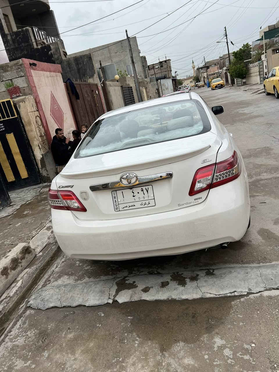 السلام عليك كامري 2007نضيفه مشروع وطني دفتر بانزين سياره كامله مابيها أي نقص الضرر بس جامرلغ إلمامي السيغ بس السعر115 مامتوجد عل فيس بس عرغم  عل***********
