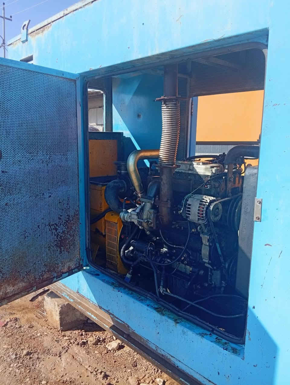 يبركنز انكليزي كاتم جبيلي 45 كيفي توليد لوري سومر استيراد الامارات فول أوتو إطفاء  وتشغيل كفالة عامه بسعر 39 ورقة المكان واسط صويره معمل سيف البيضاني للمولدات الحى الصناعي شارع المطحنه ***********
