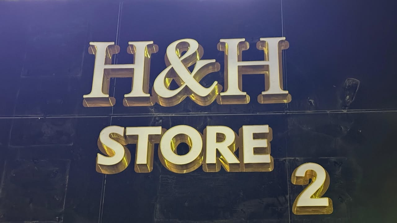 🔸 متوفر إعلان اقتصادي (تايلندي) وإعلان ممتاز (كوري)
🔸 كادر محترف – تنفيذ دقيق – مواد مختارة بعناية
🔸 ضمان طويل الأمد + صيانة سريعة

📸 النماذج منشورة في الصفحة
 للاستفسار مراسلة الصفحة 
او 📞 الاتصال على الرقم ***********

 لأن الجودة لا تُصنع صدفة ✨ Art Line ✨ هنا

الموقع 📍 بغداد – شارع السعدون / ساحة النصر
