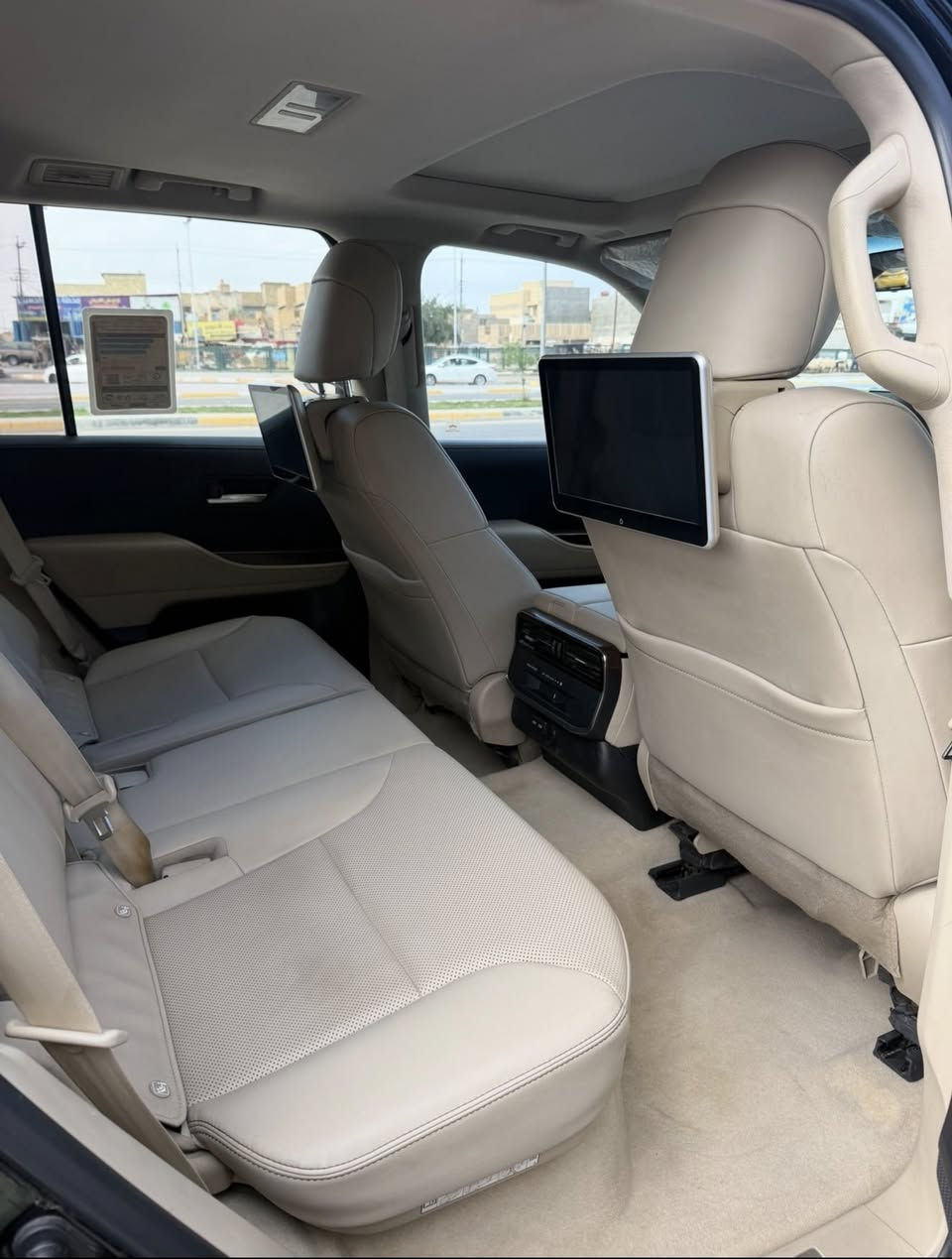 لاندكروز 2022 ضمان ساز ماشيه 57 الف سعر 565 رقم بغداد تحول مباشر بيع صبغ بلباب بدون فتح بدون تبديل ***********
