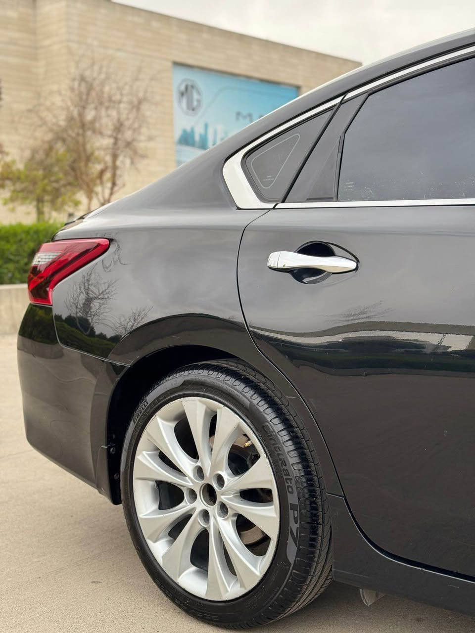 فرۆشتنی  خیرا 
ئەلتیما ٢٠١٨ ئیس ئاری سپیشەل
کوشین جلد
کوشین هیتەر
شاشە گەورە
راداری پیشی و تەنیشتەکان 
گیر لە سوکان سپۆرت
سوکان و کوشین تەقەل شین 
رەقەم سەنەوی نویە
٤پارچە تەنها پەمپە بی ژۆری بی ئیرباگ 
یەک ٢٥٠دینار مەسروفی تیا نیە. هەموو مەسروفیکی لیکرایە رۆنی گیر و مەکینەش گۆرایە هەموو شتیکی نویە سالیکە لای خۆمە 
*********** أربيل, العراق
