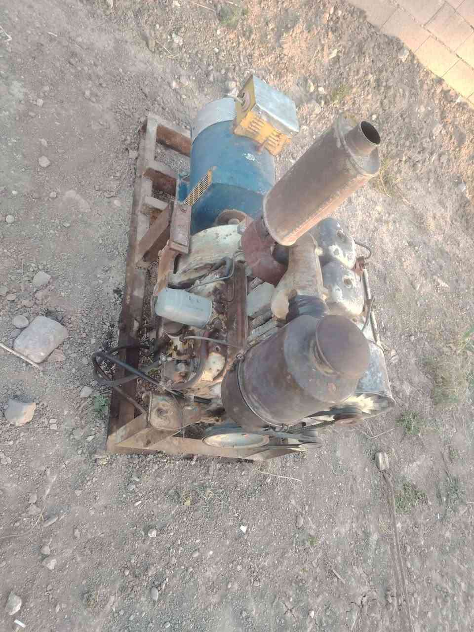 سلام عليكم لبيع مولد دويز 2 بستم ألماني ابو صاروخ حجم 912   رأس رأس توليد 12 كيفي سنكل   شغال جاهز لاصرف ولاتبخير مكاني بغداد ابو غريب سعر 13ونص تصال ***********
