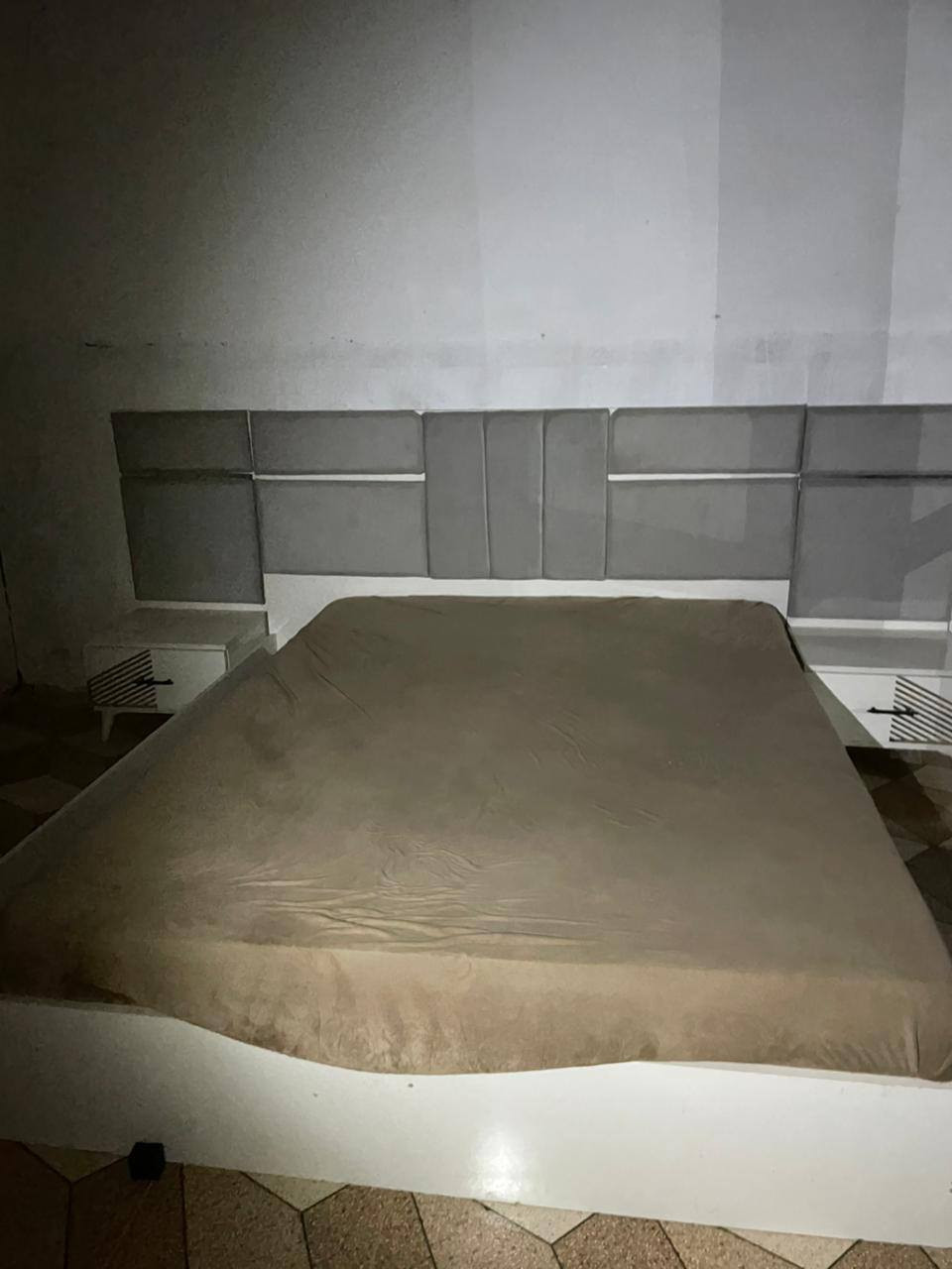 السلام عليكم غرف نوم تركي متكونه من 5 قطع مكاني بغداد الحسينيه المعامل ما عندي توصيل


**إذا كنت صاحب هذا الإعلان وتريد حذفه لأي سبب، رجاءا أرسل رسالة إلى الدعم الفني**