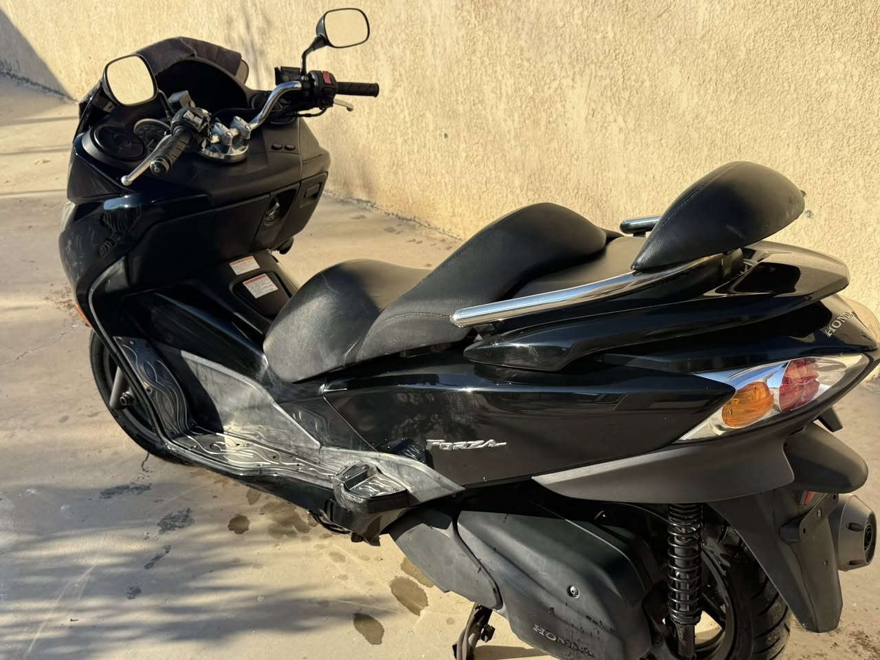 فورزه صفر 10 لبيع سعر مناسب   دراجه ربمه  ومكفوله كفاله عامه من كلشي   مستعجل عله بيعته


**إذا كنت صاحب هذا الإعلان وتريد حذفه لأي سبب، رجاءا أرسل رسالة إلى الدعم الفني**